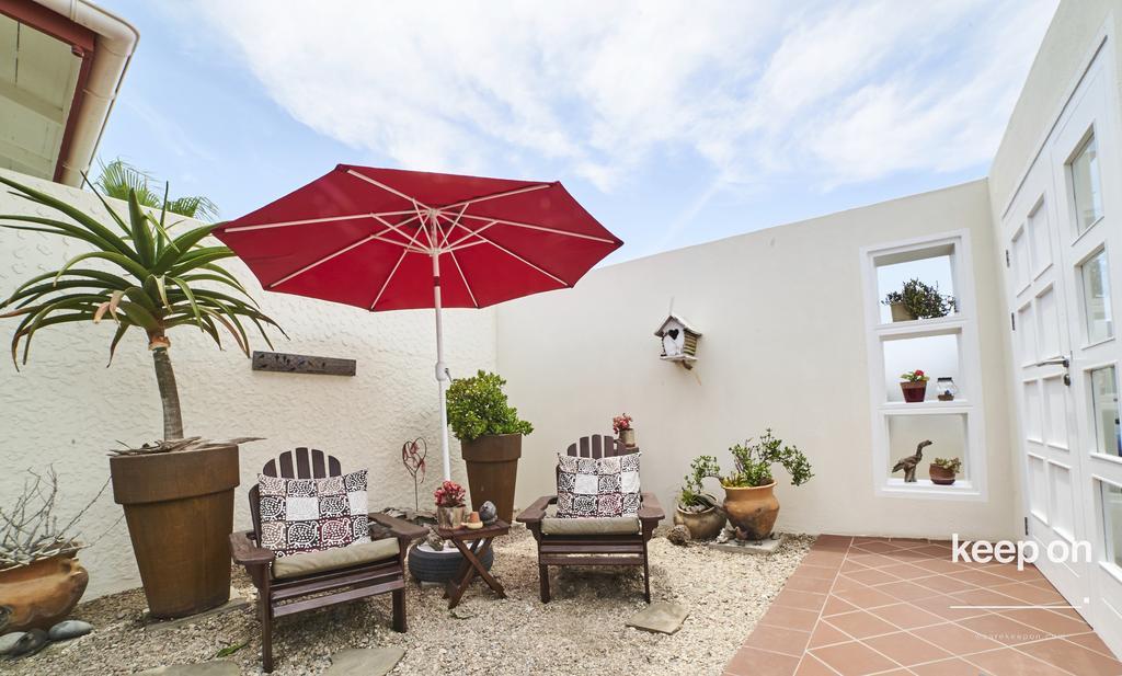 Meike'S Guesthouse Swakopmund Bagian luar foto
