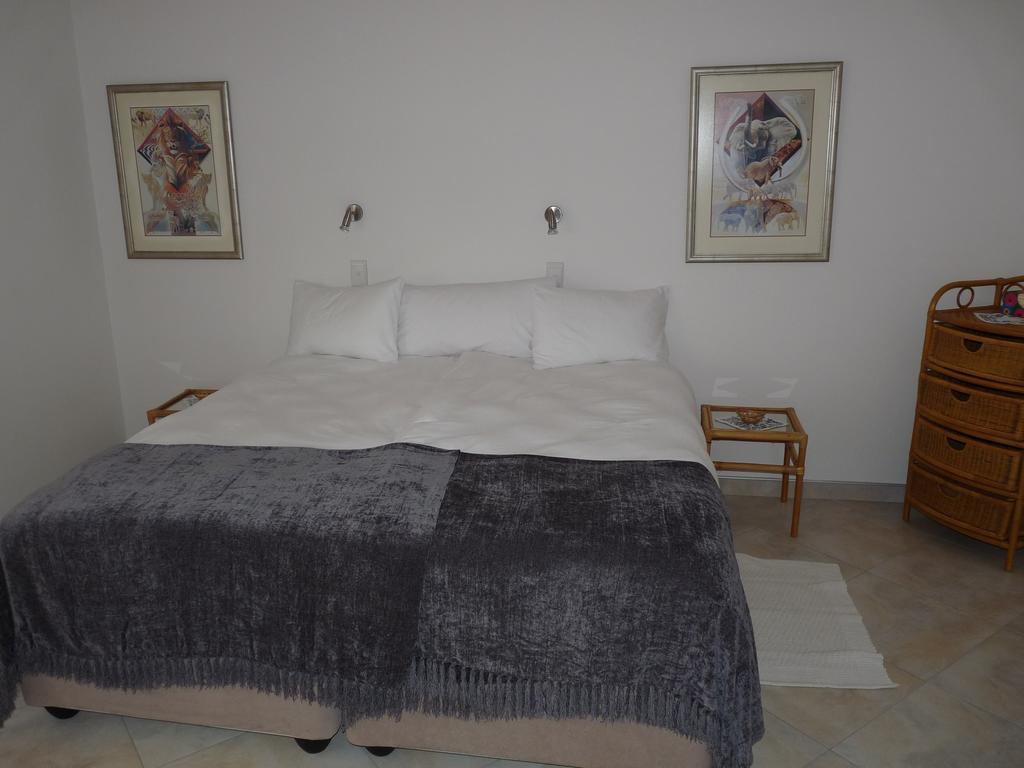 Meike'S Guesthouse Swakopmund Ruang foto