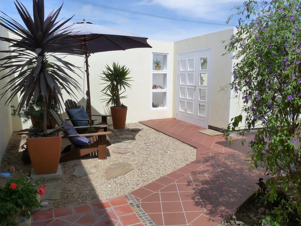 Meike'S Guesthouse Swakopmund Bagian luar foto